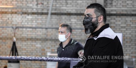 پاسخ سرمربی تیم ملی بوکس به منتقدان/ استکی: چرا باید کادر فنی‌ام را تغییر دهم؟