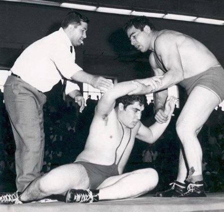 بستری شدن آخرین رقیب تختی!